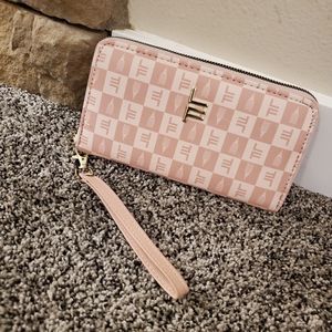 NWT London Fog Blush Wallet Wristlet